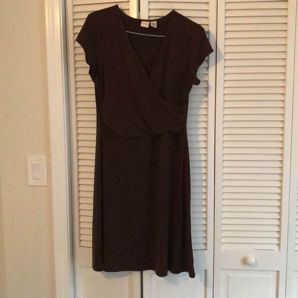 Merona faux wrap dress. Size Large. Brown.